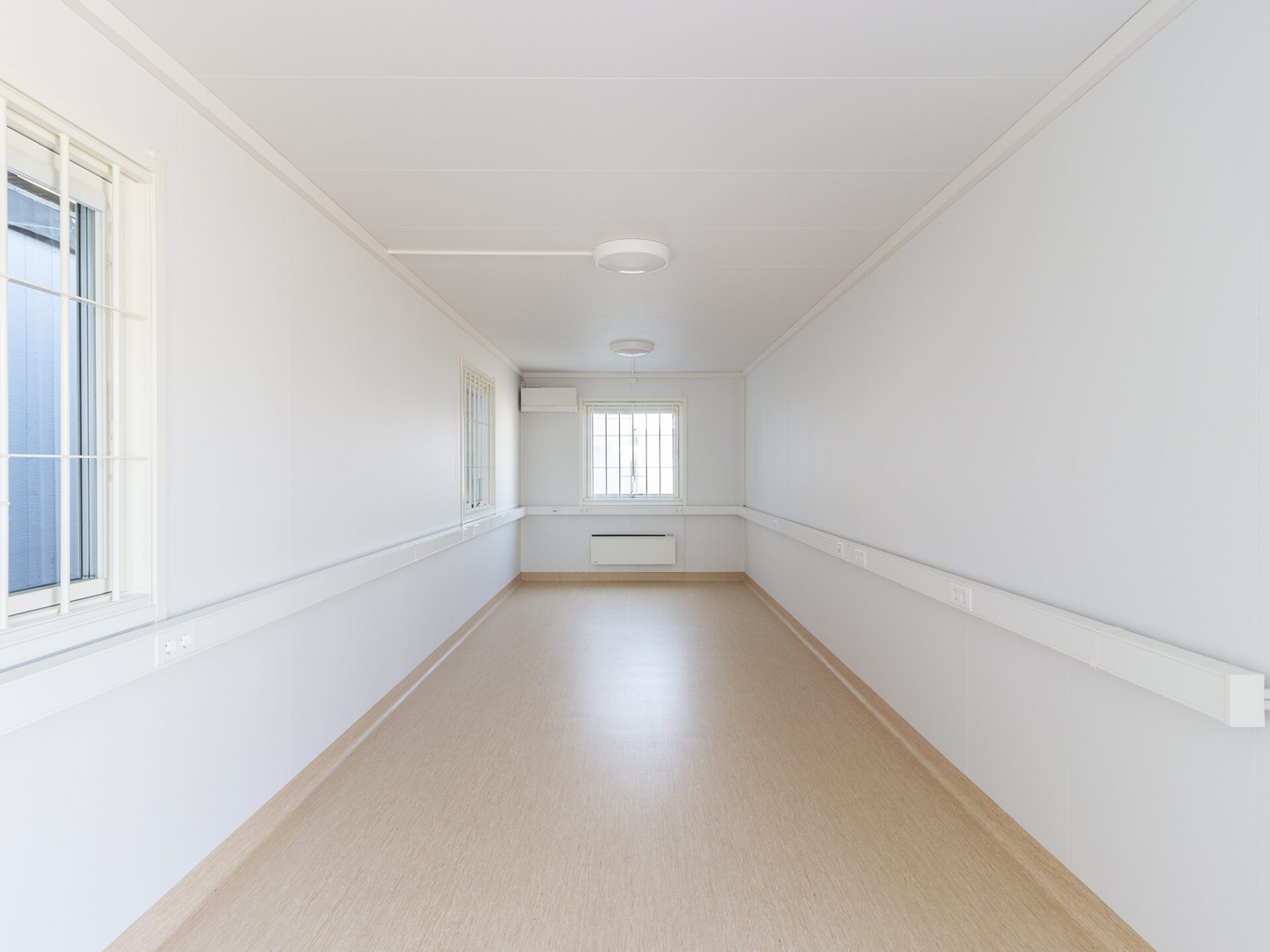 Kontorsbod med öppen planlösning - Bild 5