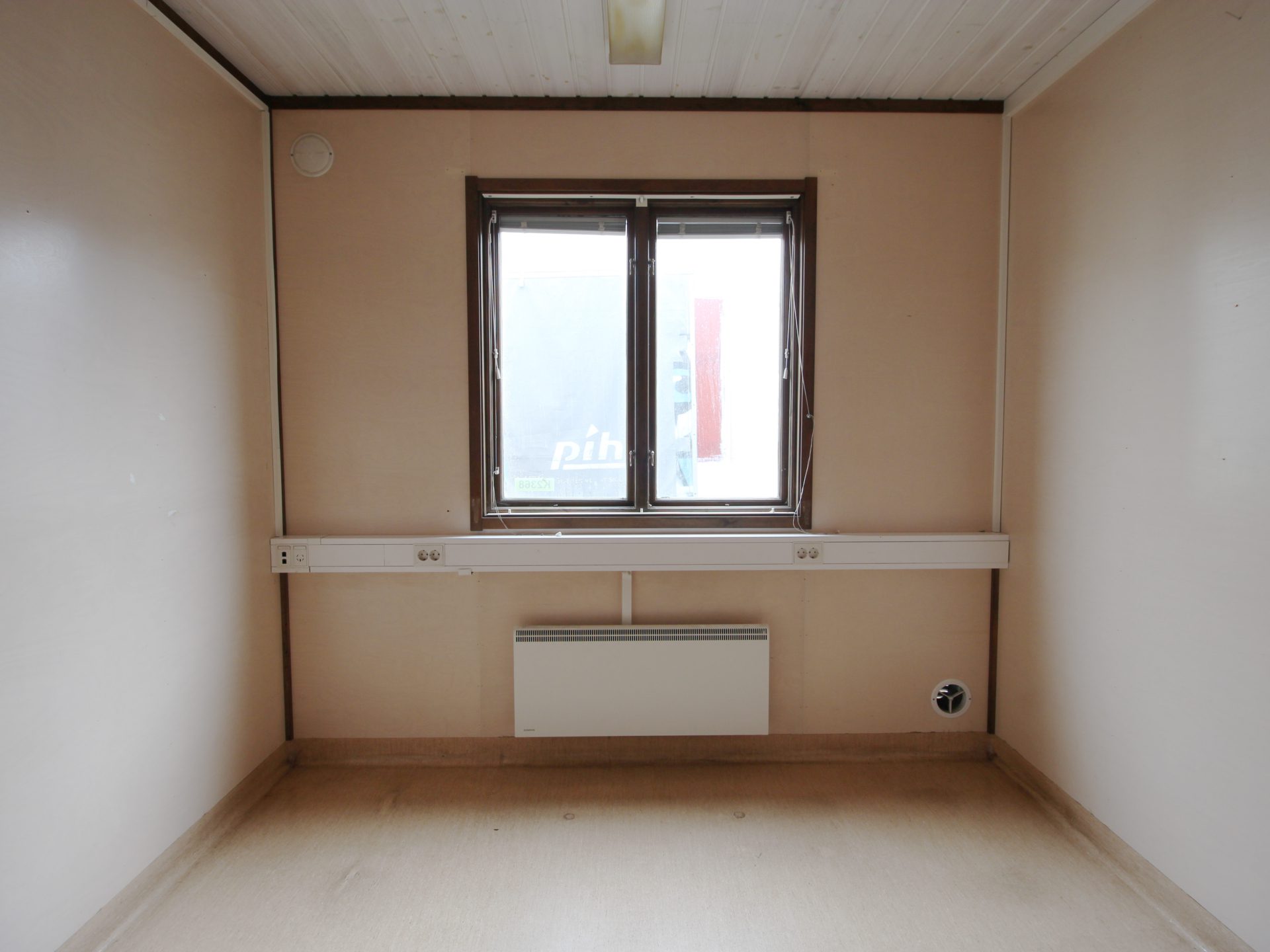Beg. kontorsbod med wc - Bild 4