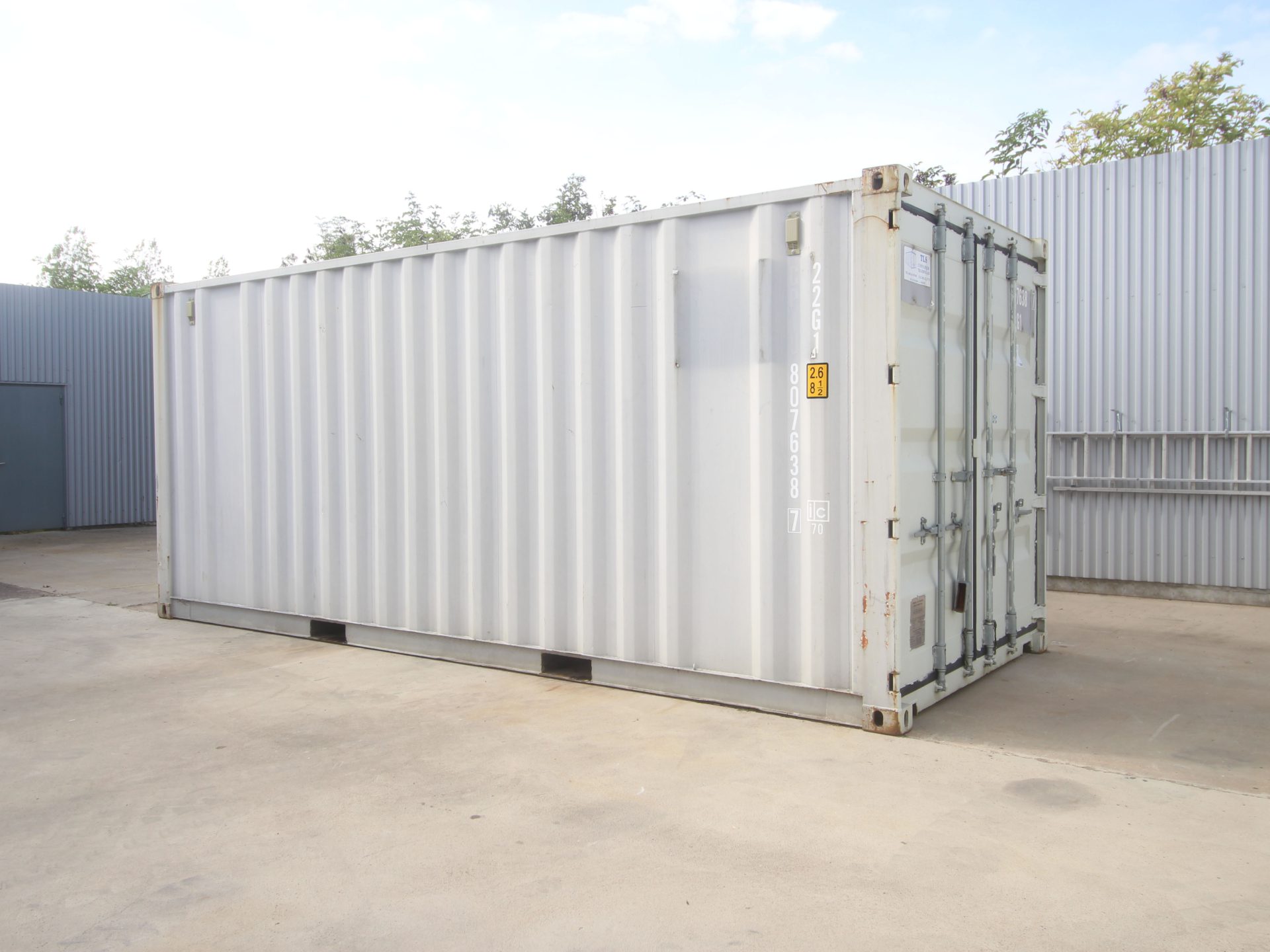 Beg 20 fots Förrådscontainer med låsbom