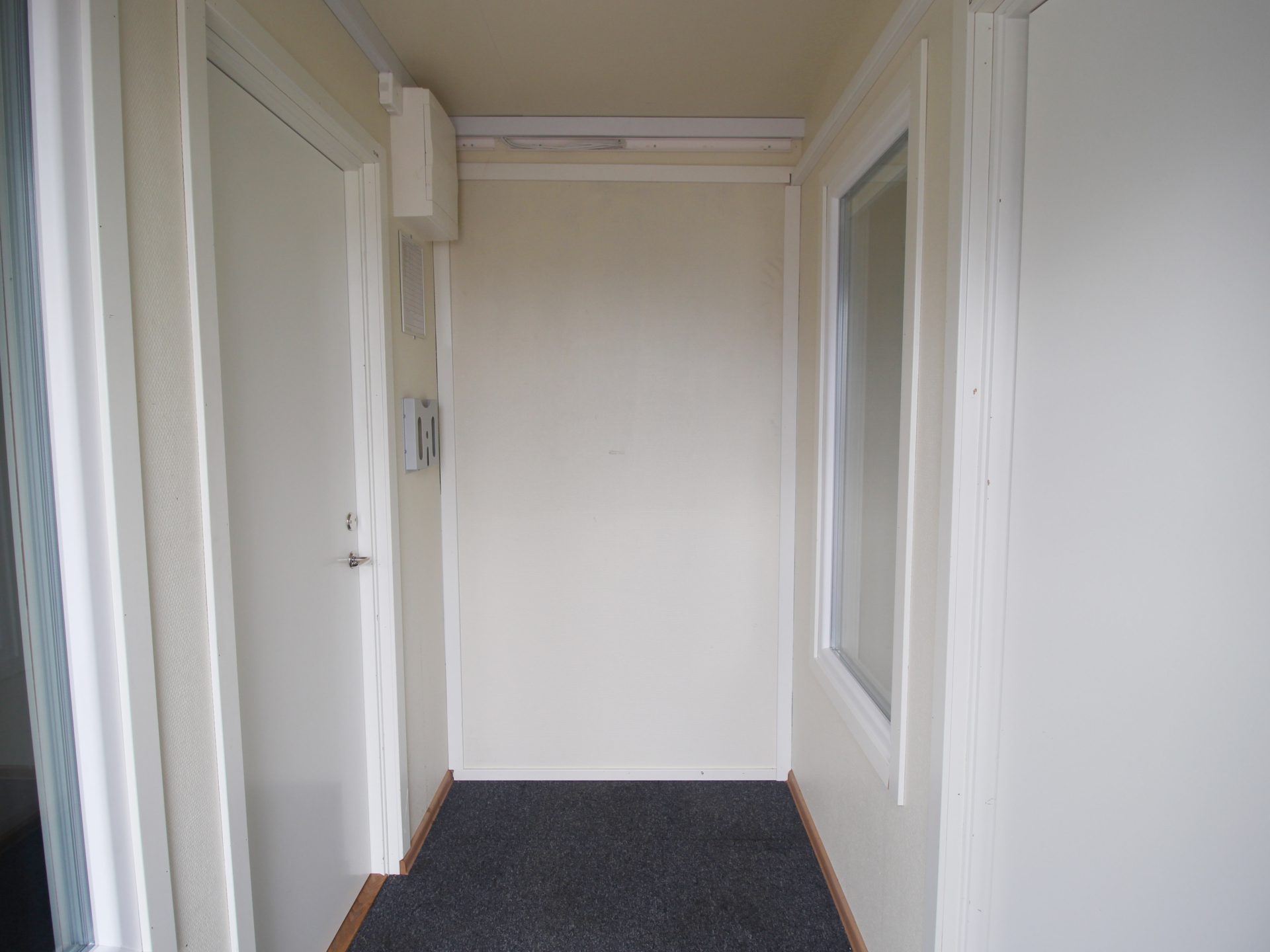Beg. kontorsbod / arbetsbod med 2 rum - Bild 5