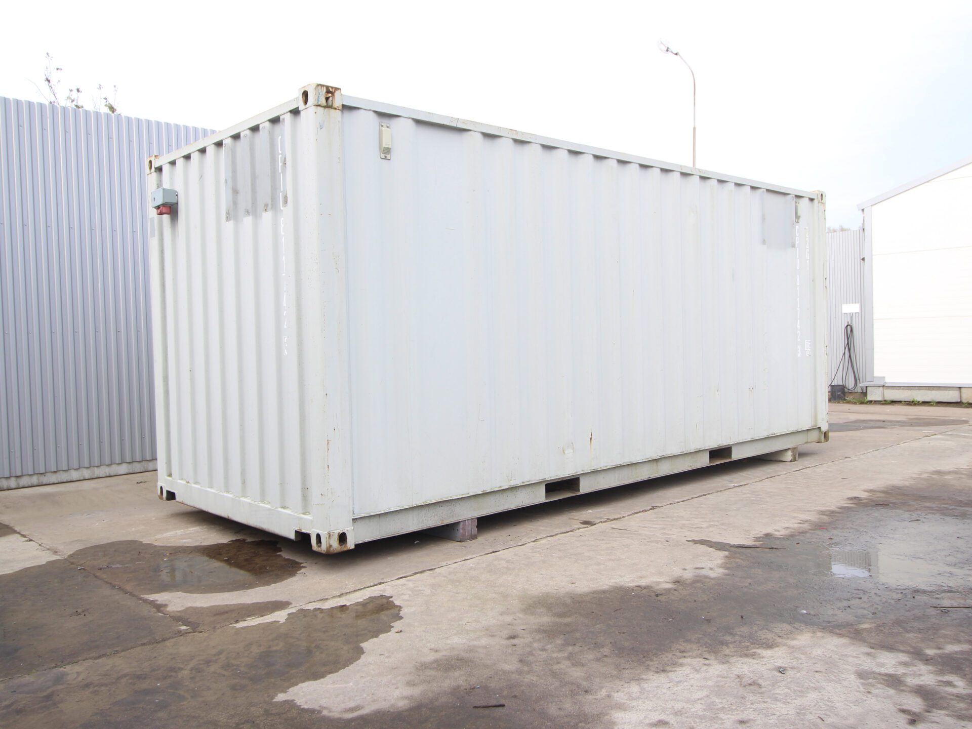 Beg. isolerad 20 fots Förrådscontainer - Bild 3