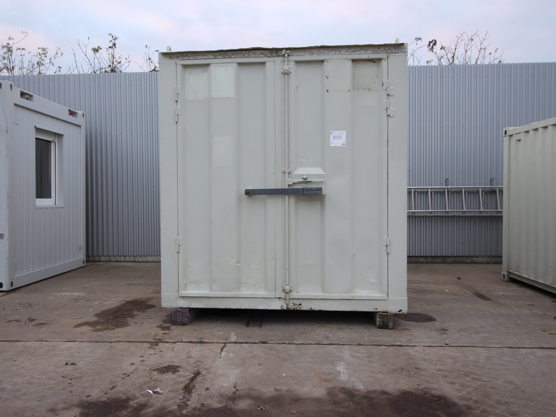 Beg 10 fots Förrådscontainer med låsbom - Bild 2