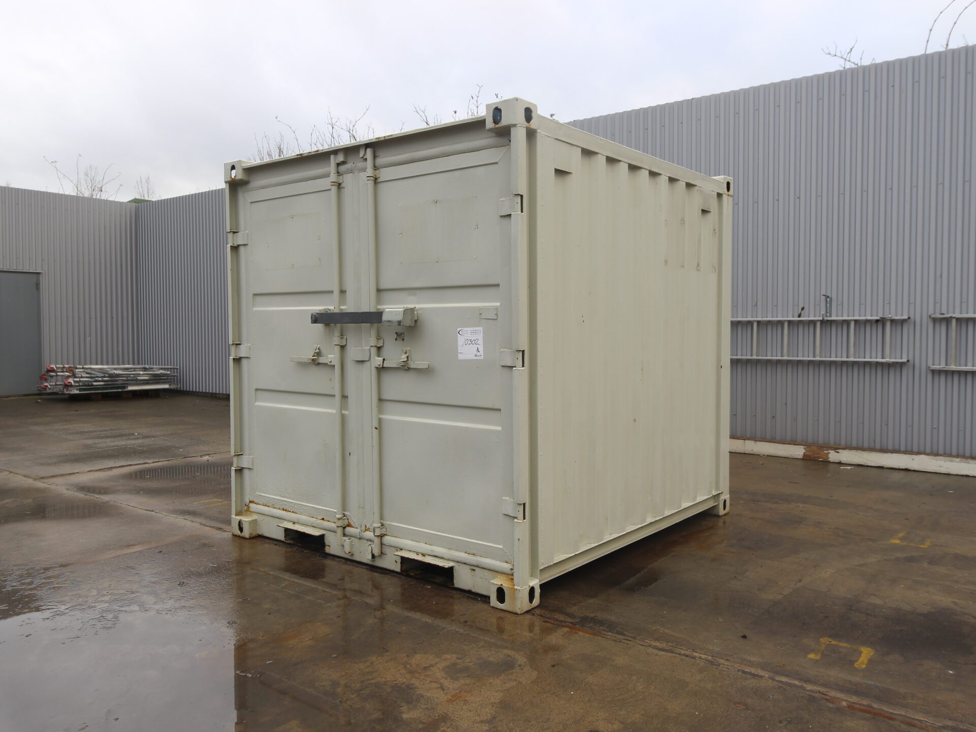 Beg. Förrådscontainer 8 fot