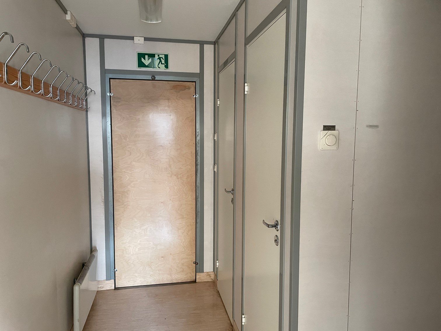 Beg. sanitetsbod med 3 wc / 2 duschar. - Bild 3