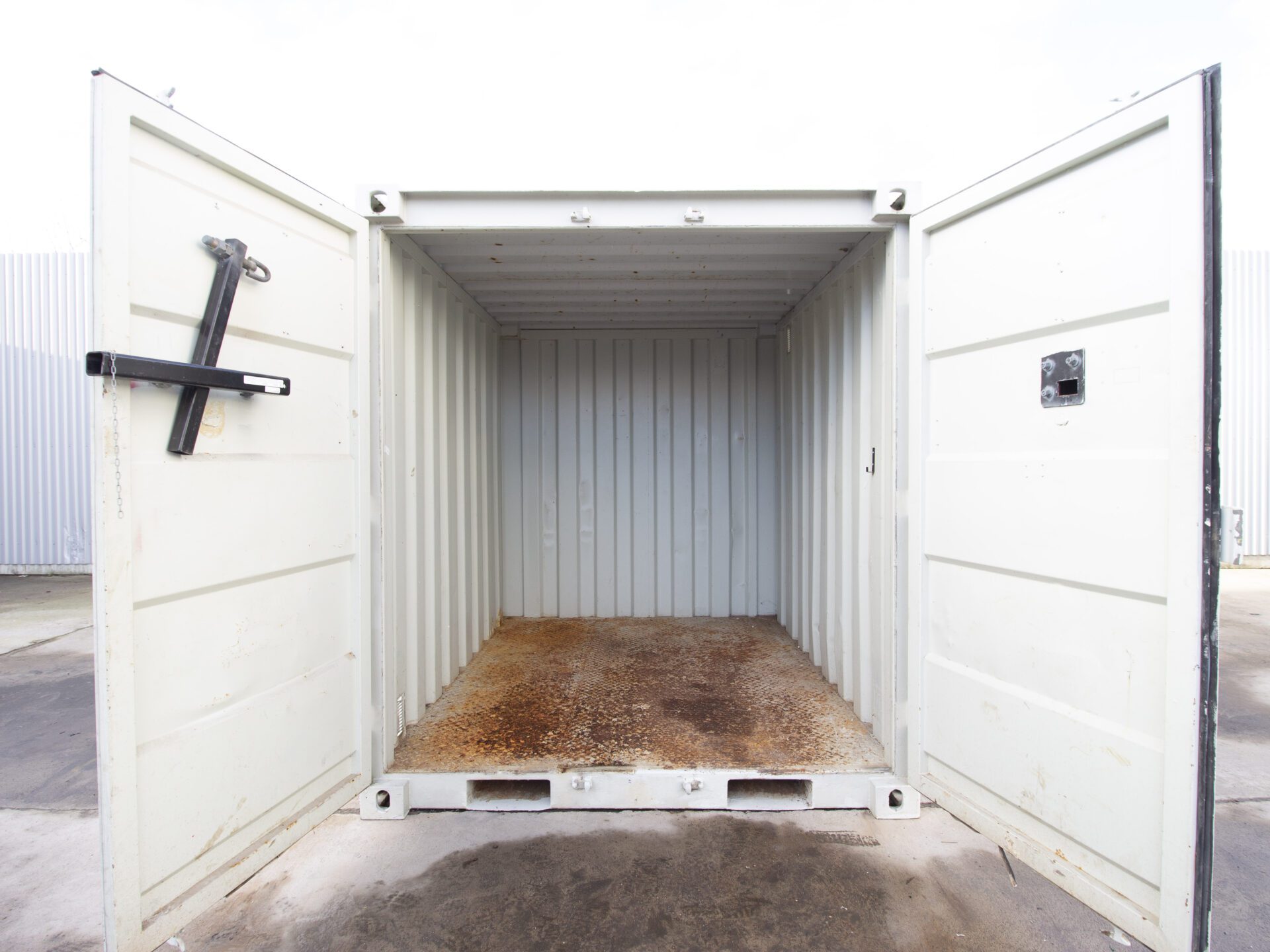 Beg. Förrådscontainer 8 fot - Bild 6