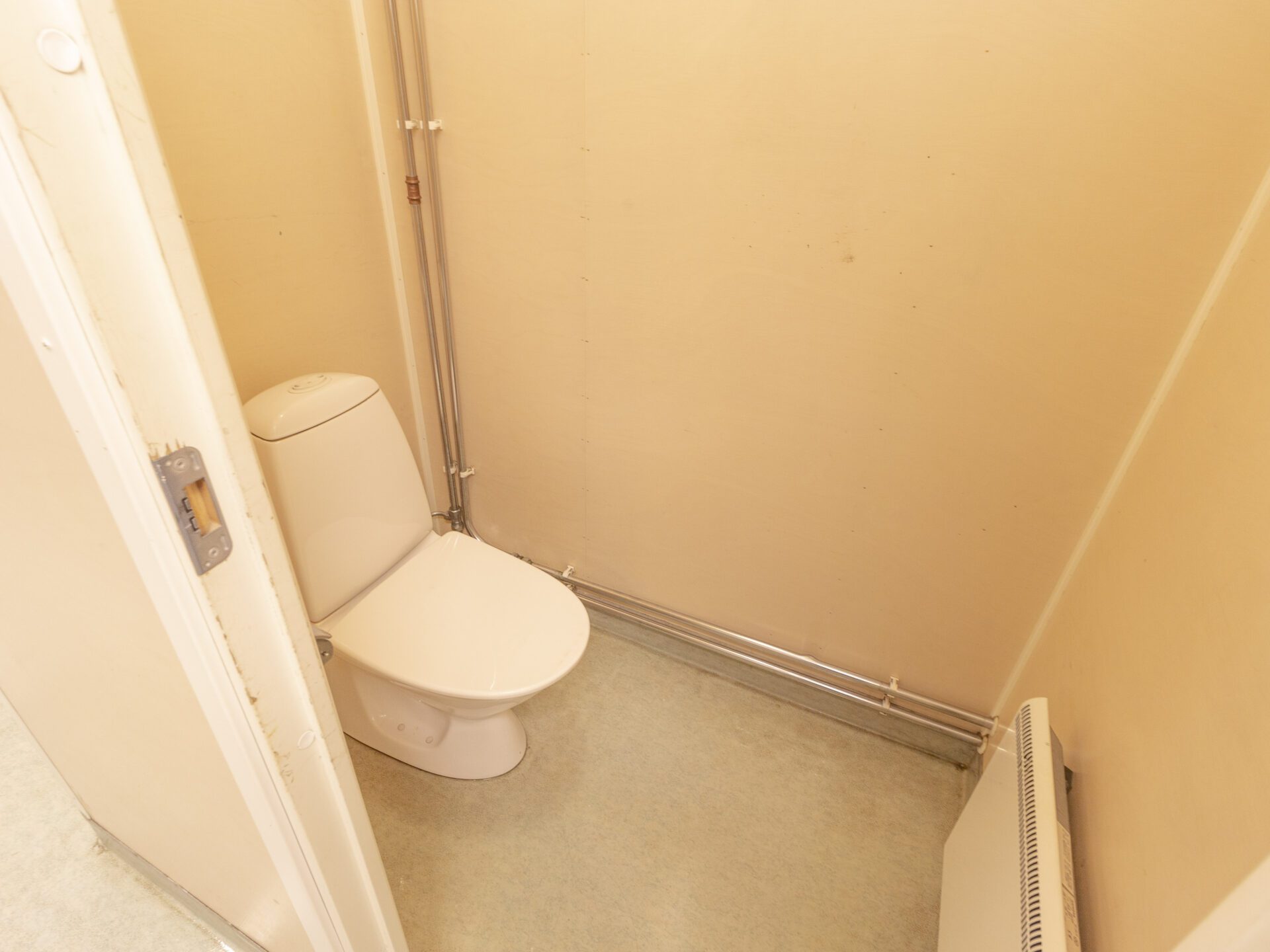 Beg. sanitetsbod med Wc och dusch - Bild 3