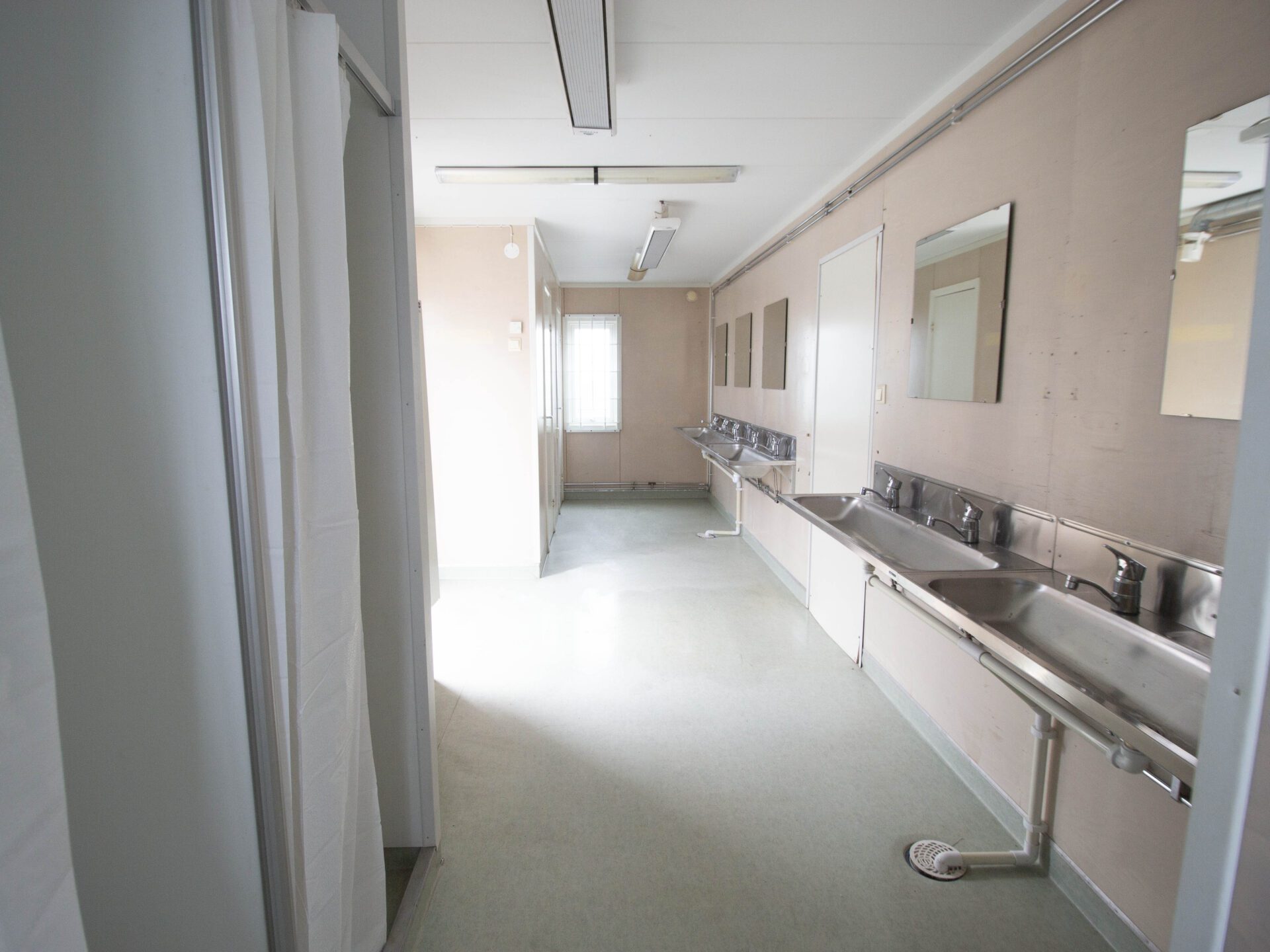 Beg. sanitetsbod med Wc och dusch - Bild 5