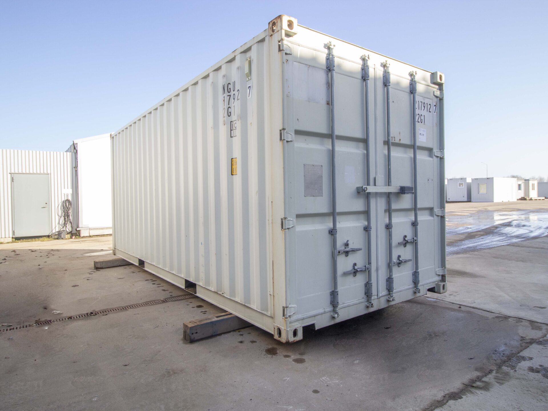 Beg. 20 fots Förrådscontainer