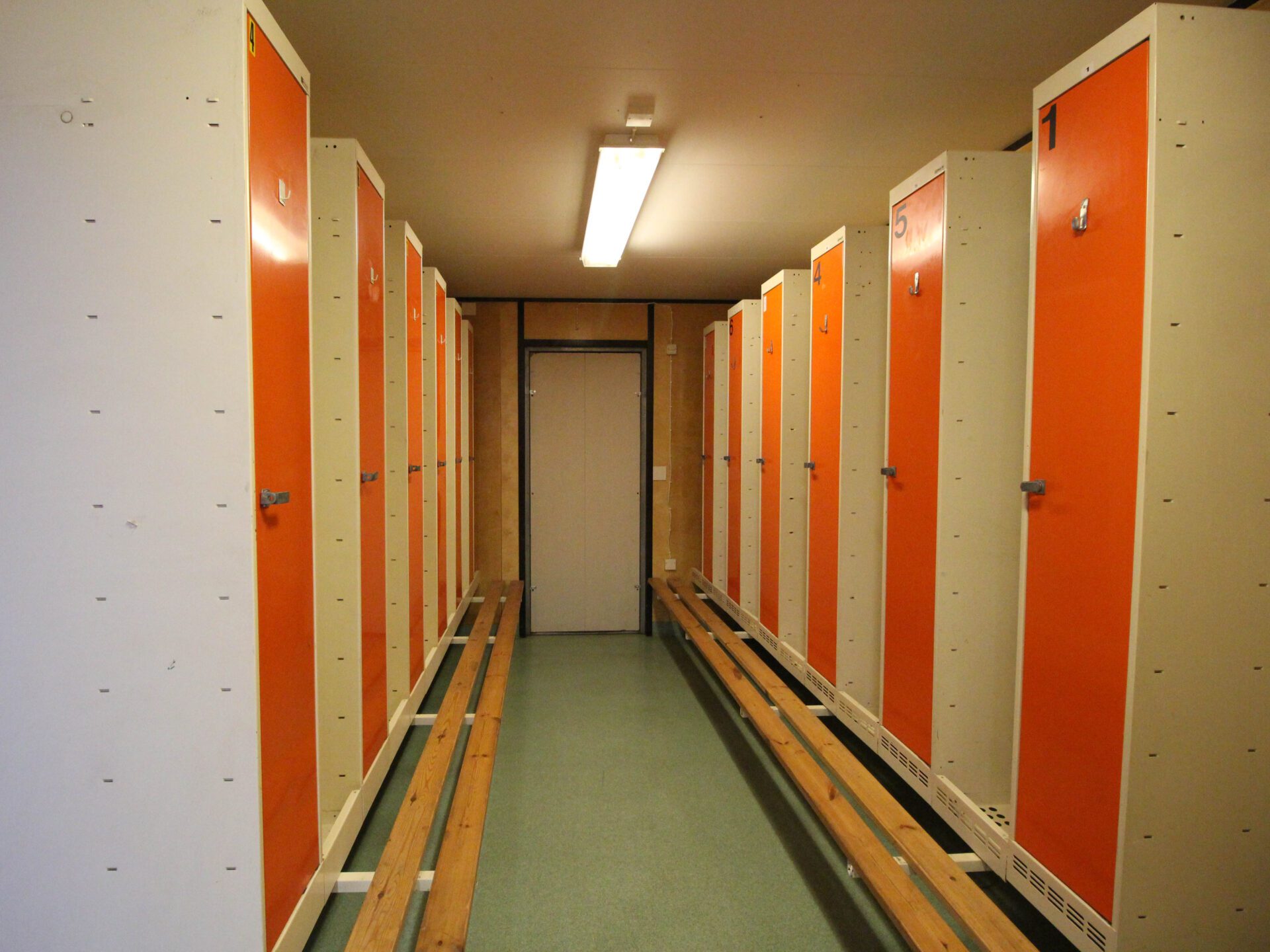 Beg. Personalbod med 3 WC - Bild 10