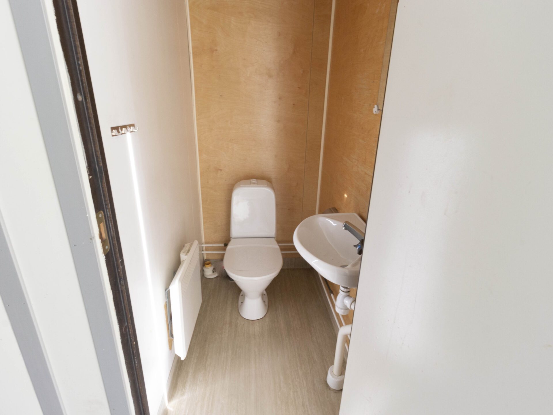 Beg. Entrébod med WC - Bild 6