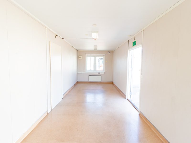 Beg. kontorsbod med öppen planlösning - Bild 4