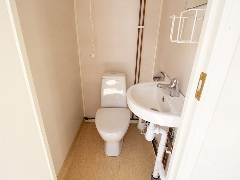 Beg. Kontorsbod med WC och pentry - Bild 4
