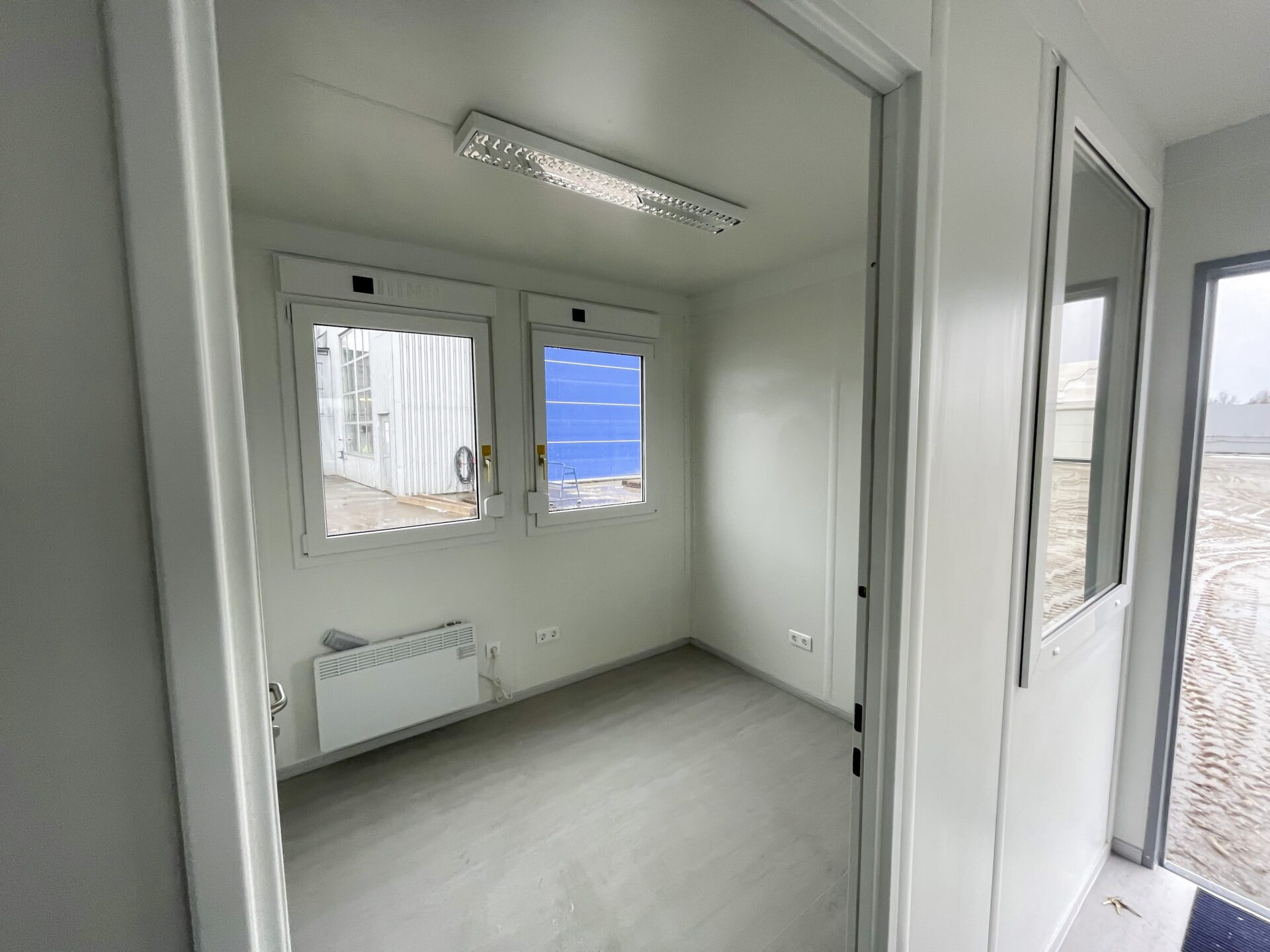 Nytillverkad Kontorsmodul med 2 kontor Extra bred - Bild 6