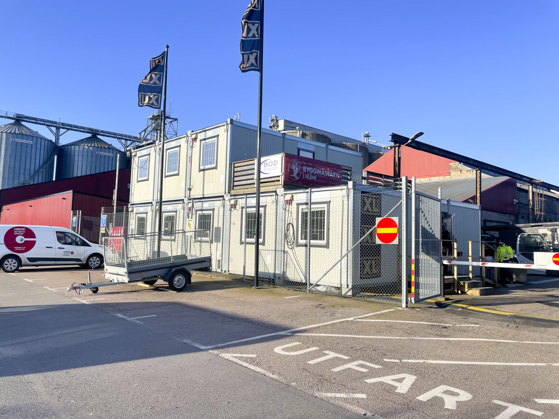 Beg. Butikslokal med kontor i 2 plan - Bild 2