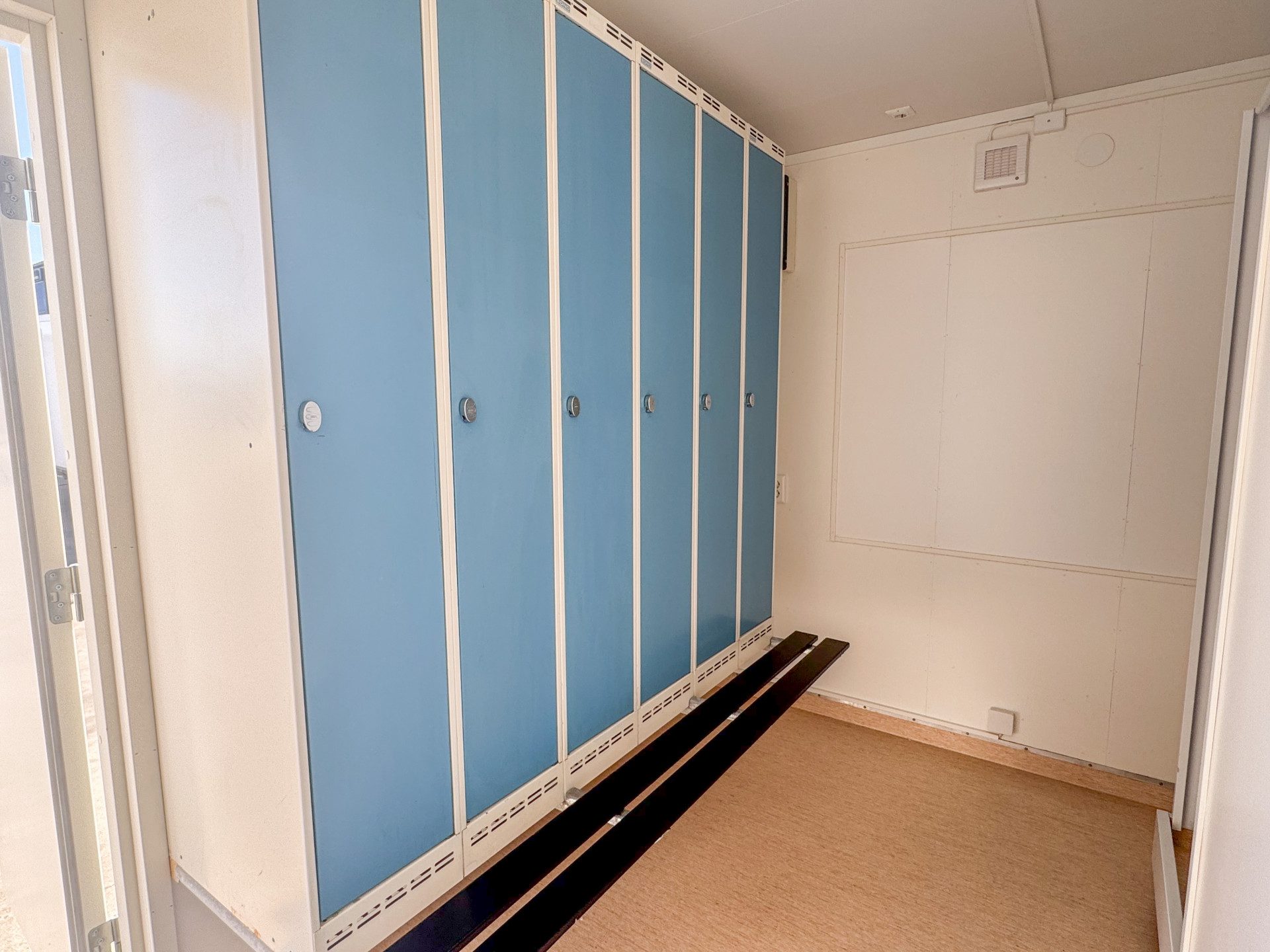 Sanitetsbod med WC & dusch - Bild 6