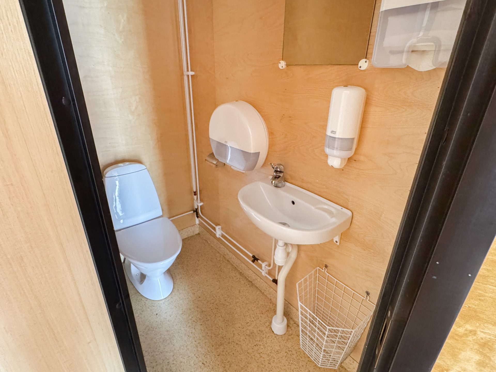 Omklädningsbodar - Bild 8