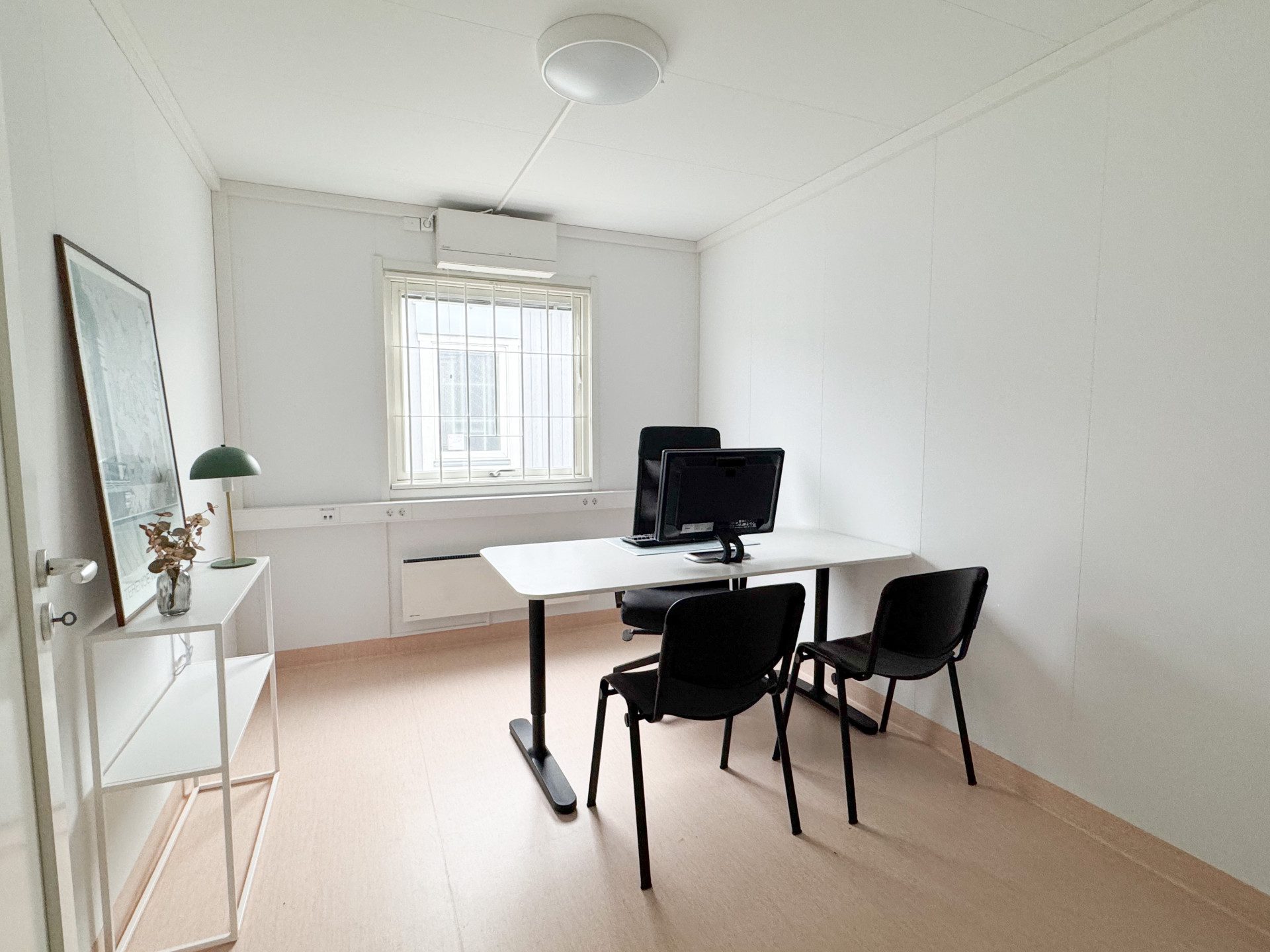 Kontorsbod med WC & Pentry - Bild 8