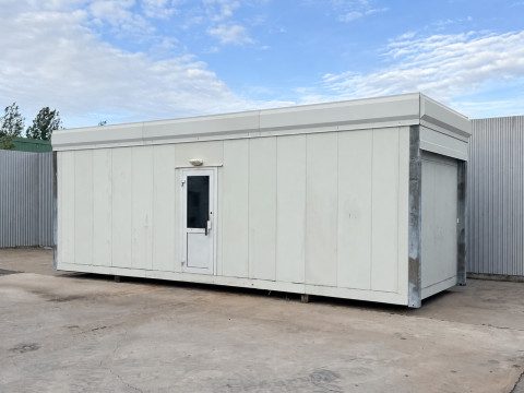 Stålmodul med trinett och WC