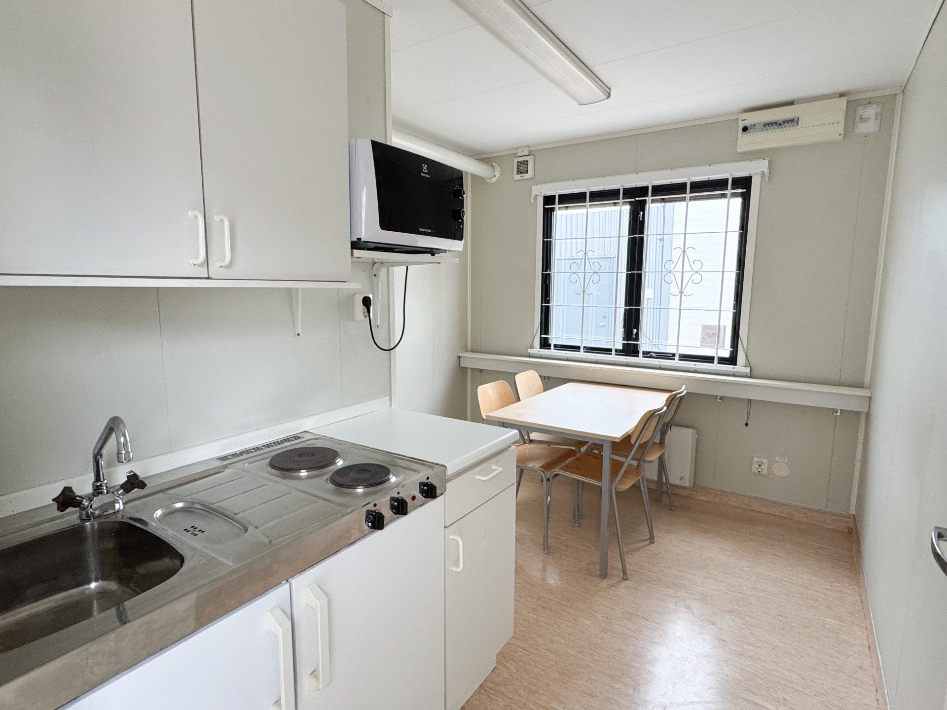 Kontorsbod med WC & Pentry - Bild 5
