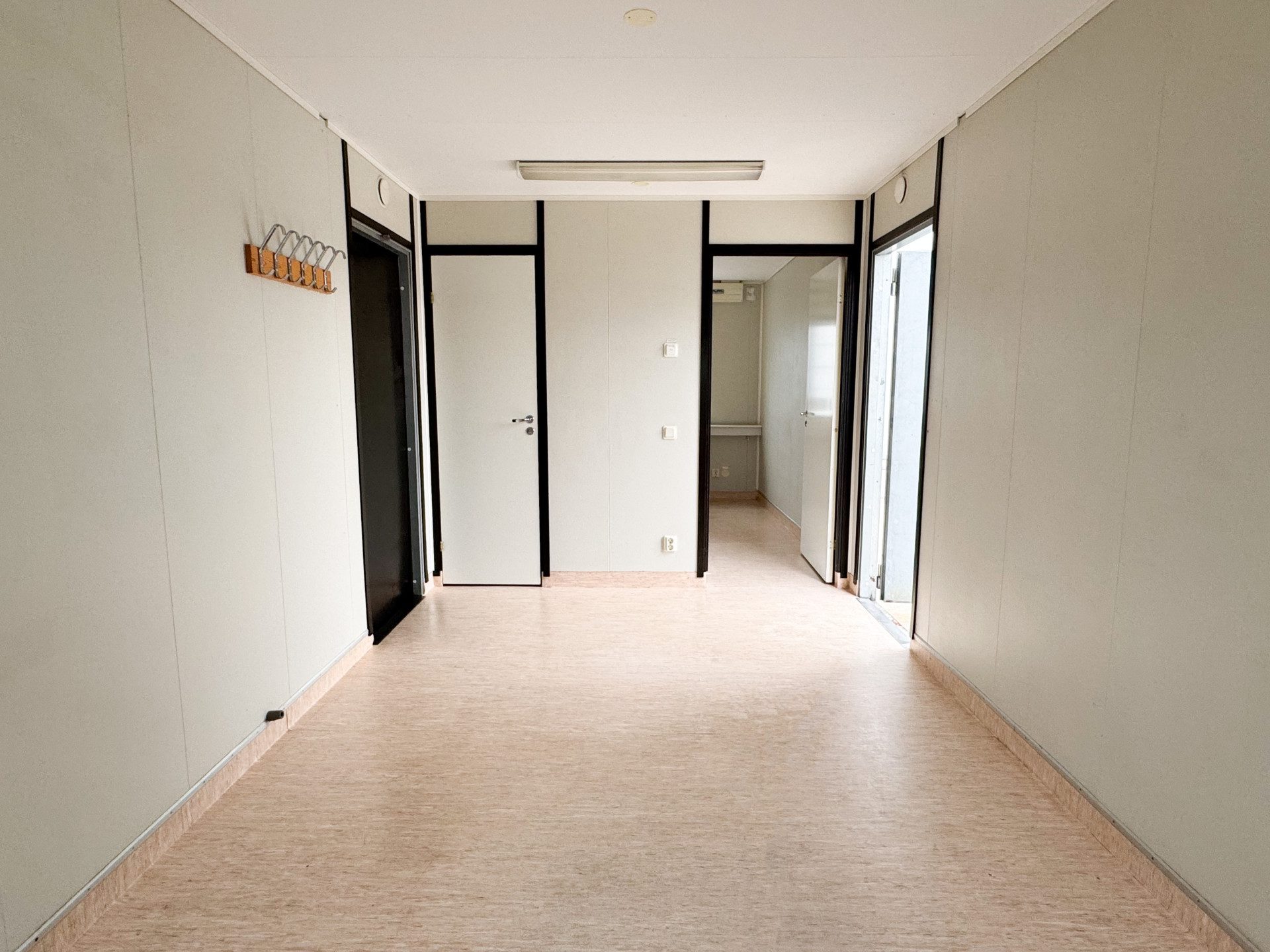 Kontorsbod med WC & Pentry - Bild 2