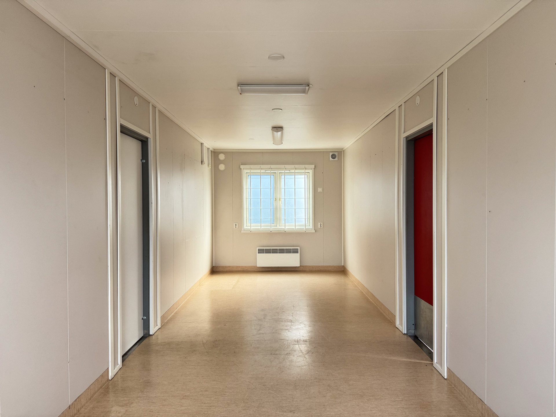 Kontorsbod med öppen planslösning - Bild 3