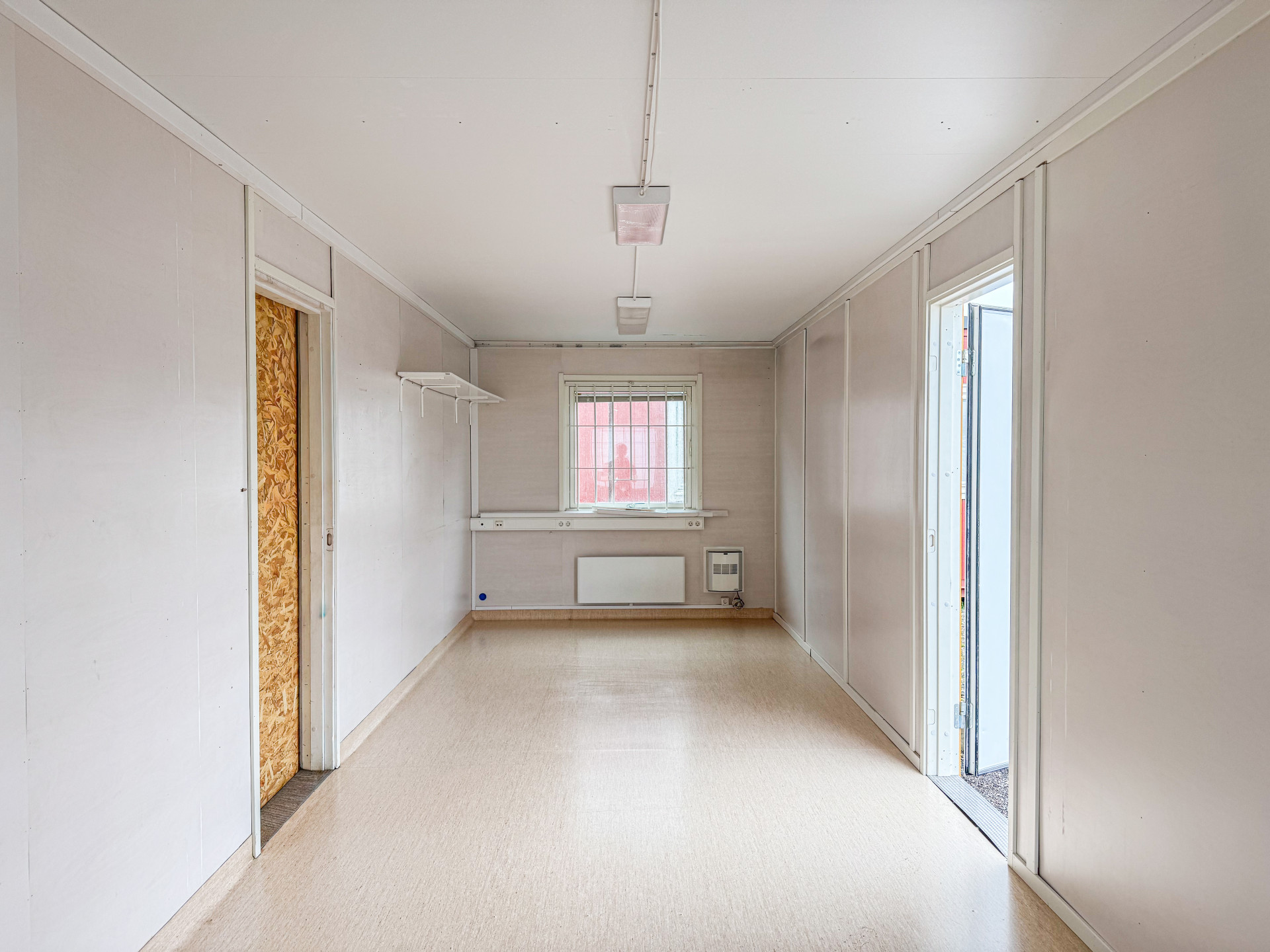 Kontorsbod med öppen planslösning - Bild 4
